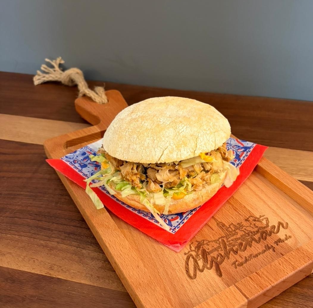 Broodje Pulled Chicken